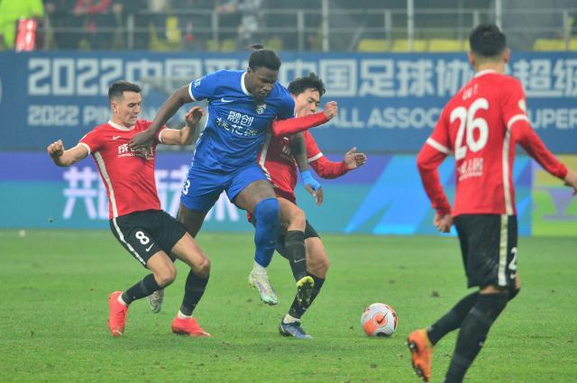 贝博体育-【中超】费利佩补时绝杀 三镇0比1成都仍然领跑