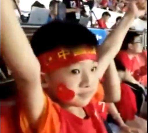 BB Sports-足球从娃娃抓起!围观隔壁国家小朋友们的足球周末