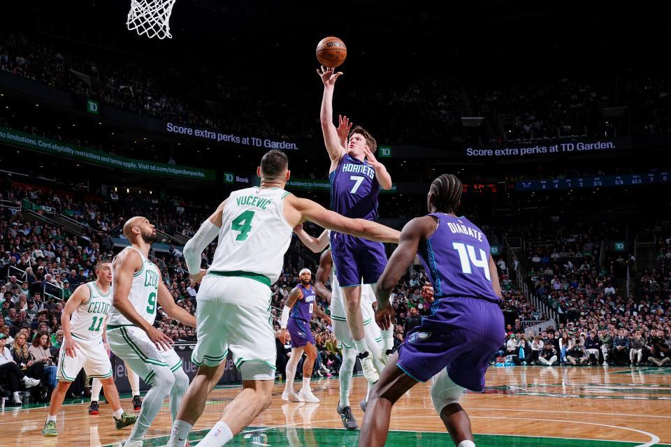 19战16胜，黑马29分大胜东部第二！4号秀平乔丹神纪录+4换2淘到宝