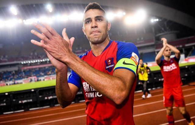 归化卡尔德克真能有用？他这一点特质国足目前最缺