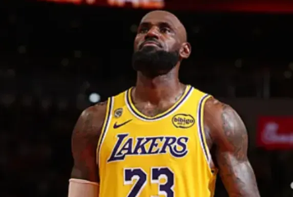 贝博体育-阿里纳斯：詹姆斯一旦退役，NBA&amp;amp;媒体将失去“流量按钮”